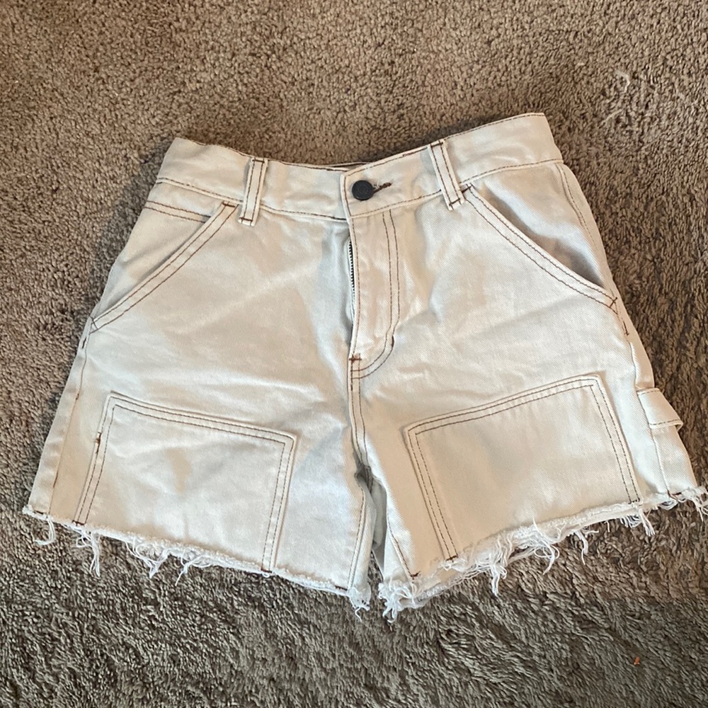 Pacsun, Size 24, Light tan shorts with brown seams